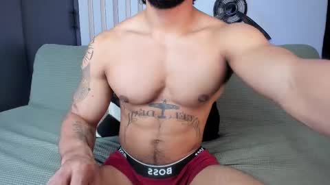 Snapshot of bruce_roldan chatting on March 2025 12:26:02 AM bruce roldan online show from March 2025 12:26:02 AM