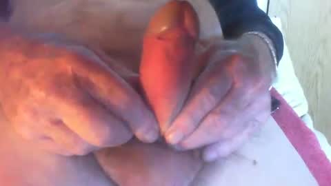 Snapshot of bruceblues chatting on February 2025 05:15:01 PM bruceblues online show from February 2025 05:15:01 PM