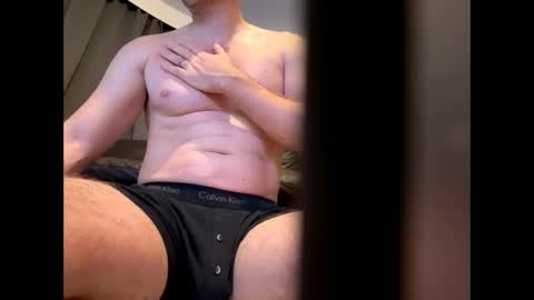 Snapshot of brucelogan80 chatting on October 2025 12:33:01 AM brucelogan80 online show from October 2025 12:33:01 AM