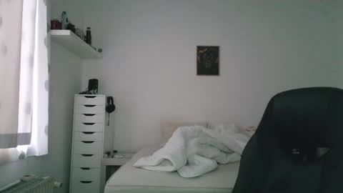 Bruce online show from February 2026 08:00:02 AM