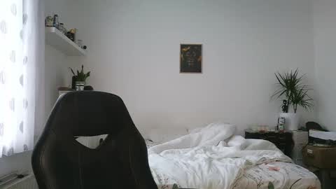Snapshot of brucemf chatting on April 2026 06:25:01 PM Bruce online show from April 2026 06:25:01 PM