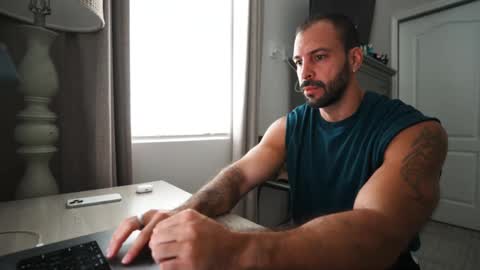 onlyfans BRUCESTRYKER online show from September 2025 02:17:02 PM