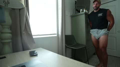 onlyfans BRUCESTRYKER online show from October 2025 03:35:02 PM