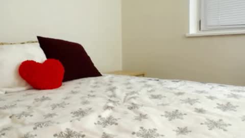 Ellis online show from December 2024 06:20:01 AM