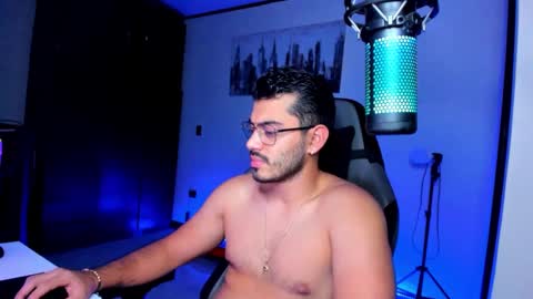 Snapshot of bruno_diaz31 chatting on February 2025 08:29:02 PM Bruno online show from February 2025 08:29:02 PM