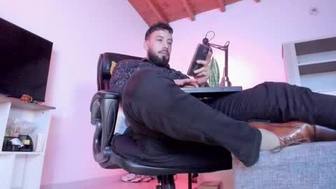 Andres Suarez online show from March 2026 01:00:02 AM