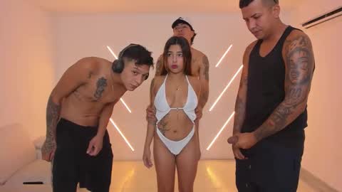 brutal_sex_nympho12 online show from October 2025 01:06:02 PM