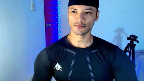 Snapshot of bryan_boy_ chatting on November 2025 11:59:01 PM bryan online show from November 2025 11:59:01 PM