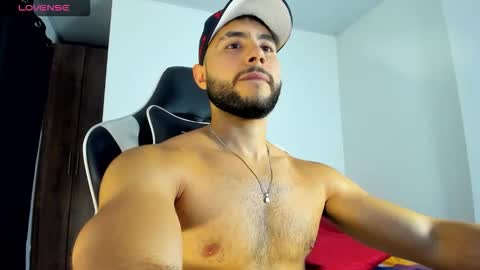 Snapshot of bryan_oficials chatting on September 2025 02:03:02 AM bryan_oficials online show from September 2025 02:03:02 AM