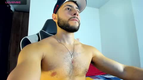 Snapshot of bryan_oficials chatting on October 2025 03:04:02 AM bryan_oficials online show from October 2025 03:04:02 AM