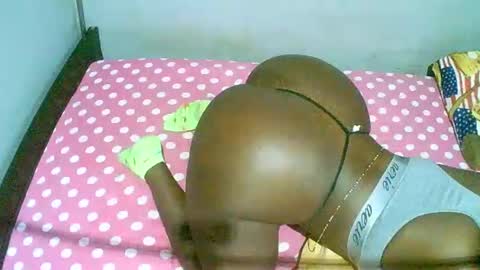 Snapshot of bryvanna_sweet chatting on December 2024 03:20:02 PM dee online show from December 2024 03:20:02 PM