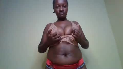 Bobbie online show from November 2025 01:50:02 AM