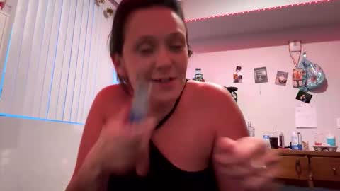 bubblishus925 online show from June 2026 12:39:01 PM