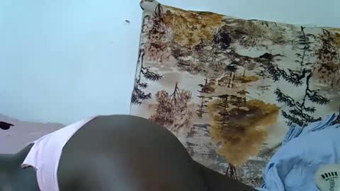 Snapshot of bubbly_ass247 chatting on September 2025 11:37:01 PM bubbly online show from September 2025 11:37:01 PM