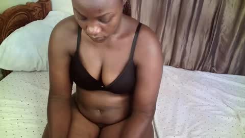 Snapshot of bubbly_ass30 chatting on October 2025 01:59:02 AM bubbly_ass30 online show from October 2025 01:59:02 AM