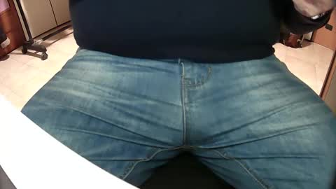 Andre73 online show from November 2025 07:52:02 PM