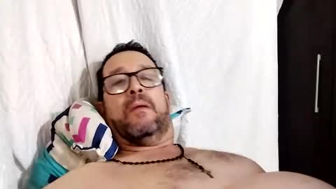 buchs32 online show from November 2025 04:35:01 AM