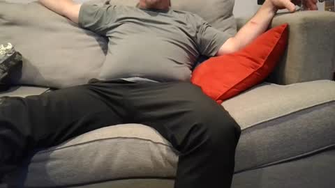 Buck online show from November 2025 08:14:01 AM