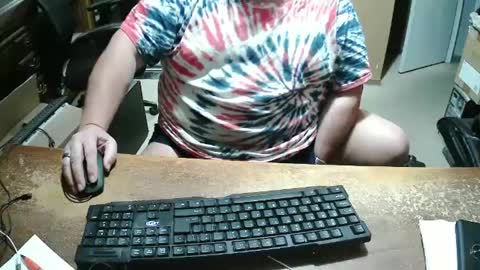 Bucku2 online show from December 2024 10:32:01 PM