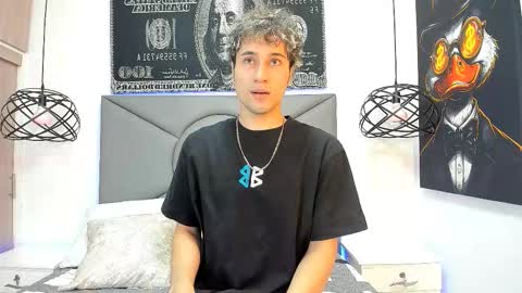 Buddy Whitte online show from October 2025 12:12:02 PM