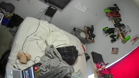 budsonly33 online show from December 2024 05:22:01 PM