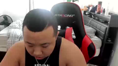 buffsexyman24 online show from February 2025 08:53:02 PM