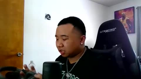 Snapshot of buffsexyman24 chatting on February 2026 02:24:01 PM buffsexyman24 online show from February 2026 02:24:01 PM