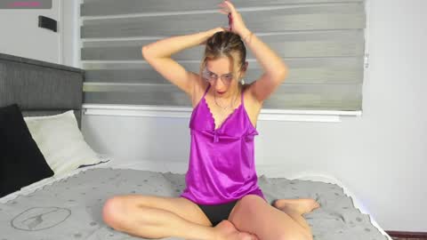 Bulma Bambina online show from January 2025 07:59:02 PM