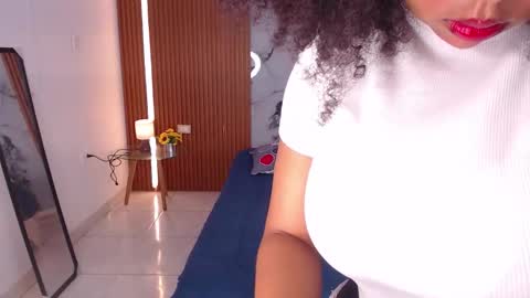 Snapshot of bunny_bao chatting on February 2026 11:51:01 AM Rossi Hill online show from February 2026 11:51:01 AM