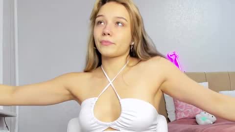 Snapshot of bunny_bonny chatting on January 2025 02:24:02 PM Alice online show from January 2025 02:24:02 PM