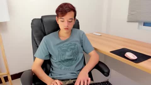 bunny online show from December 2025 01:20:02 PM