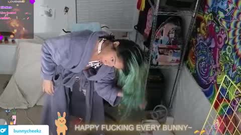 Tokki  bunny  online show from November 2025 08:03:01 AM