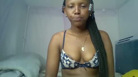 Snapshot of bunnydiva_ chatting on May 2026 06:52:01 AM bunnydiva_ online show from May 2026 06:52:01 AM