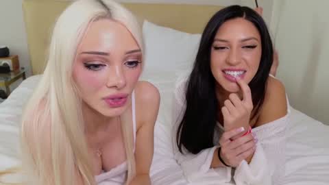 Snapshot of bunnydollstella chatting on January 2026 08:01:02 PM Stella online show from January 2026 08:01:02 PM