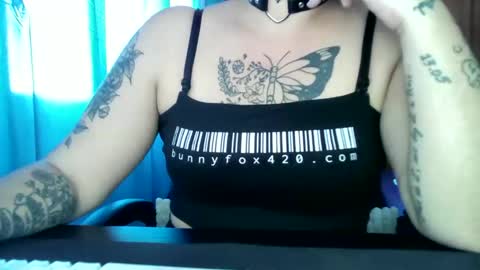 bunnyfox420 online show from September 2025 01:26:02 PM