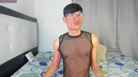 Snapshot of bunnyhells chatting on November 2025 11:40:01 PM Bunny Hells online show from November 2025 11:40:01 PM