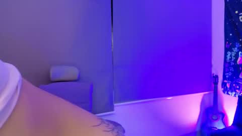 Snapshot of bunnypeachyy chatting on February 2026 02:01:02 AM online show from February 2026 02:01:02 AM