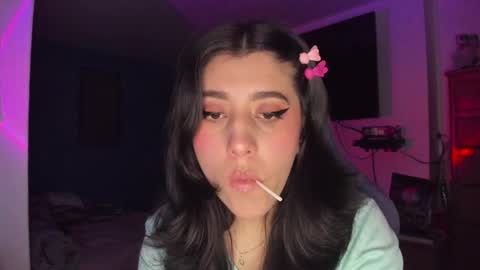 Jess online show from February 2026 03:44:01 AM