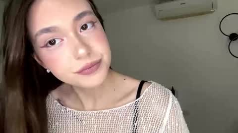 Snapshot of burmahimes chatting on February 2026 07:04:02 AM Nica online show from February 2026 07:04:02 AM