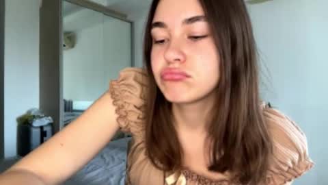 Snapshot of burmahimes chatting on February 2026 05:39:02 AM Nica online show from February 2026 05:39:02 AM