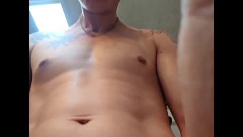 Snapshot of burntbuns710 chatting on January 2025 08:22:01 AM LostSingledad online show from January 2025 08:22:01 AM