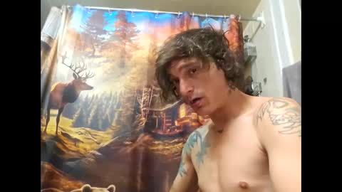 Snapshot of burntbuns710 chatting on September 2025 09:00:02 AM LostSingledad online show from September 2025 09:00:02 AM