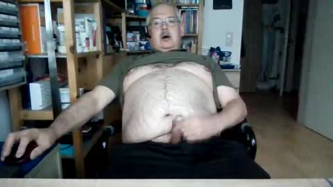 Snapshot of busibaer666 chatting on June 2026 03:56:02 AM busi online show from June 2026 03:56:02 AM