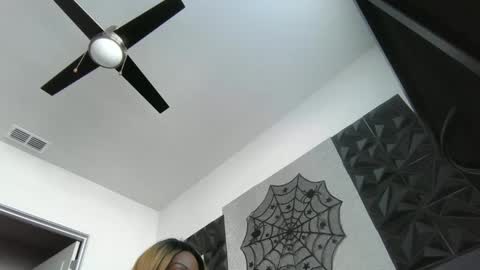 Snapshot of busty_ebony69 chatting on December 2024 07:48:02 PM busty_ebony69 online show from December 2024 07:48:02 PM