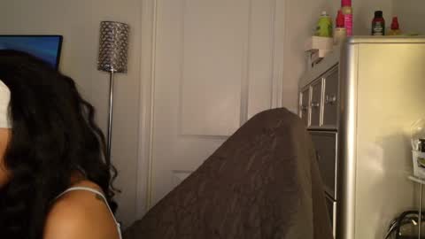 butterfly booty online show from April 2026 07:42:02 AM