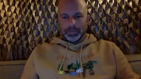 Snapshot of buurman1982isback chatting on October 2025 08:16:02 PM buurman1982isback online show from October 2025 08:16:02 PM