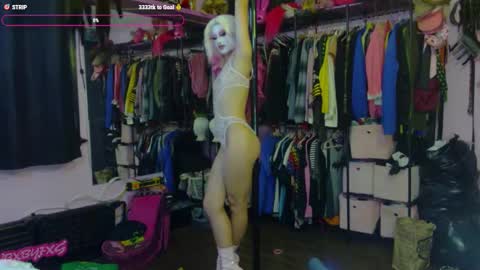 Snapshot of bxbyfxgaa chatting on September 2025 01:55:01 AM BxBYFxG online show from September 2025 01:55:01 AM