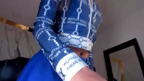 bylie_hills online show from June 2026 09:39:01 PM