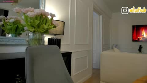 Snapshot of bzzzme chatting on March 2025 10:15:02 AM My name is Sofia I will be glad if you spend your time with me 3 online show from March 2025 10:15:02 AM