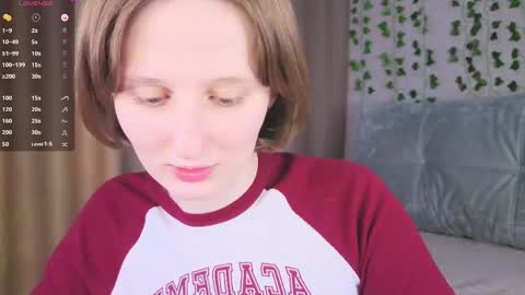 Snapshot of c0ralynx chatting on April 2026 01:32:01 AM C0ralynx online show from April 2026 01:32:01 AM